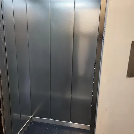 Mit *