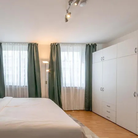 Mit Apartament