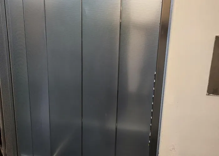 Mit *